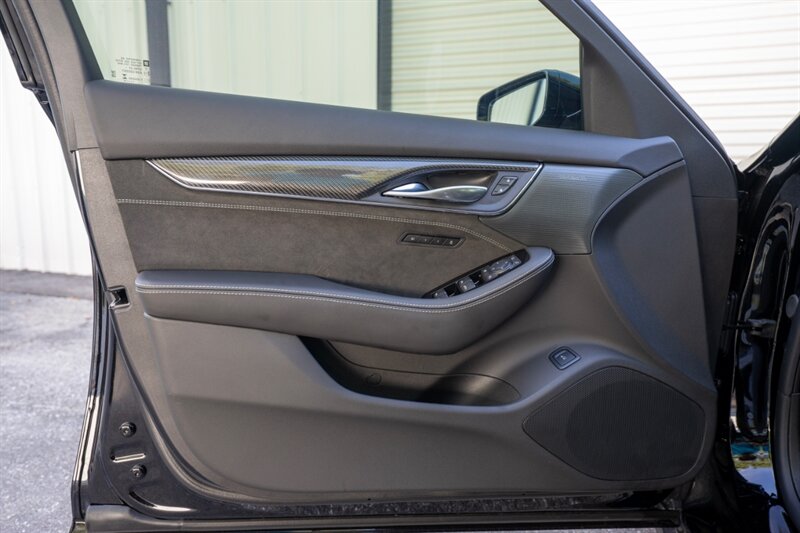 2025 Cadillac CT5-V Blackwing - Photo 34 - Sarasota, FL 34243