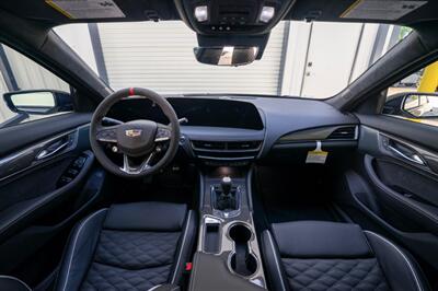 2025 Cadillac CT5-V Blackwing   - Photo 38 - Sarasota, FL 34243