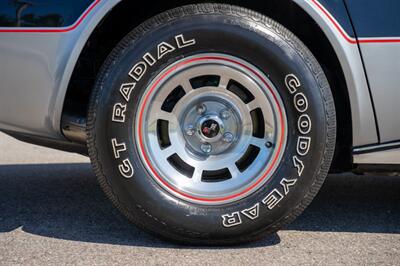 1978 Chevrolet Corvette Pace Car Edition   - Photo 19 - Sarasota, FL 34243
