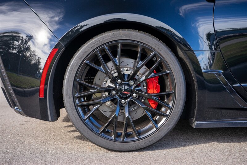 2019 Chevrolet Corvette Z06 - Photo 14 - Sarasota, FL 34243