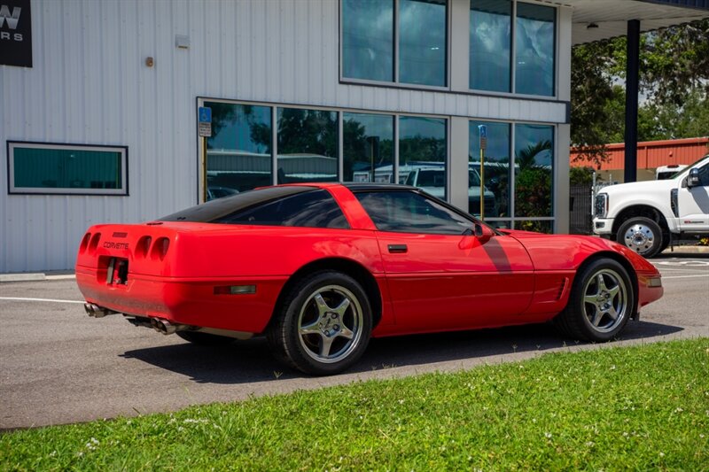 1996 Chevrolet Corvette - Photo 6 - Sarasota, FL 34243