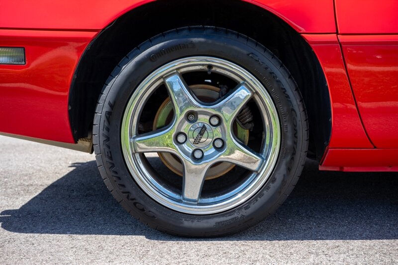 1996 Chevrolet Corvette - Photo 17 - Sarasota, FL 34243