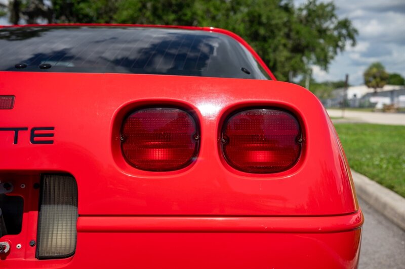 1996 Chevrolet Corvette - Photo 24 - Sarasota, FL 34243