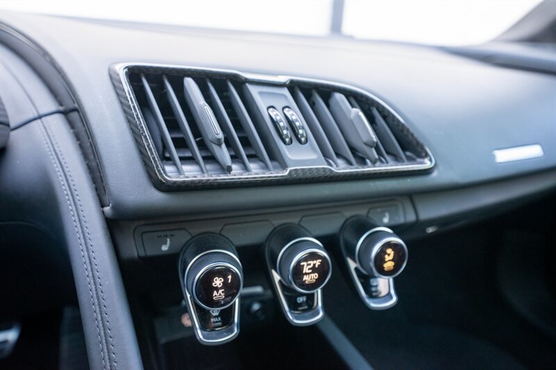 2022 Audi R8 5.2 quattro V10 performance - Photo 44 - Sarasota, FL 34243