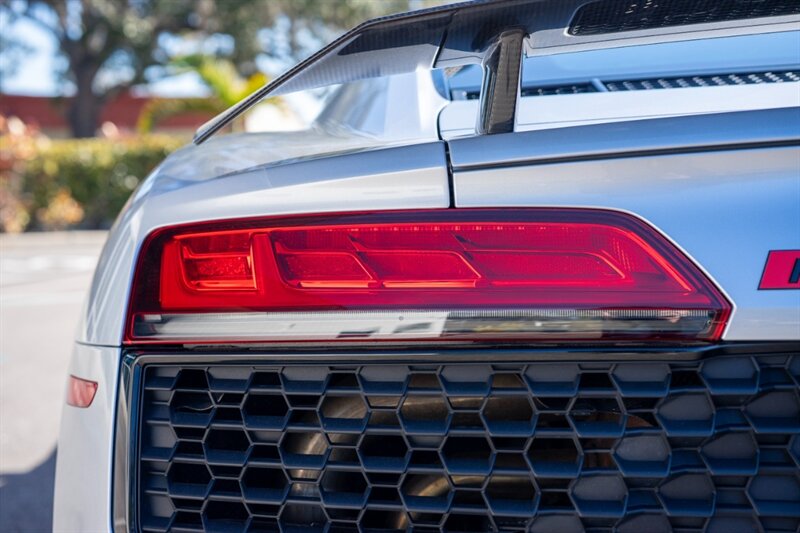 2022 Audi R8 5.2 quattro V10 performance - Photo 23 - Sarasota, FL 34243