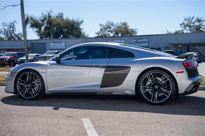 2022 Audi R8 5.2 quattro V10 performance - Photo 10 - Sarasota, FL 34243