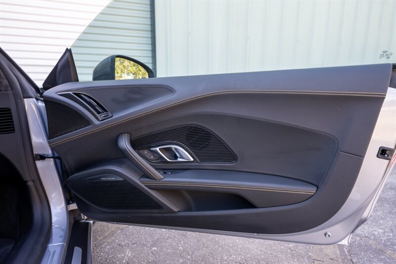 2022 Audi R8 5.2 quattro V10 performance - Photo 39 - Sarasota, FL 34243