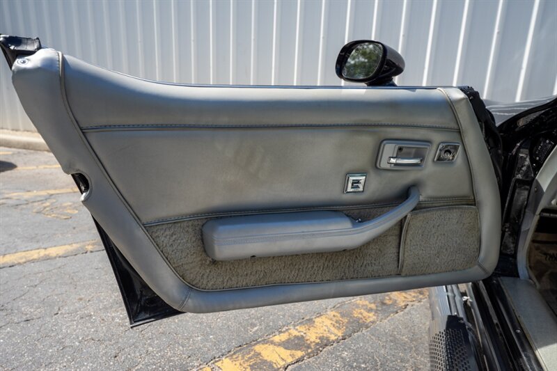 1978 Chevrolet Corvette - Photo 31 - Sarasota, FL 34243