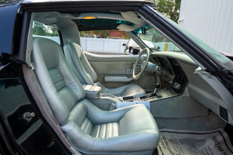 1978 Chevrolet Corvette - Photo 34 - Sarasota, FL 34243