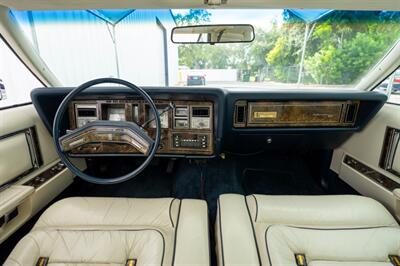 1979 Lincoln Continental Bill Bass Edition   - Photo 37 - Sarasota, FL 34243