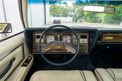1979 Lincoln Continental Bill Bass Edition   - Photo 38 - Sarasota, FL 34243