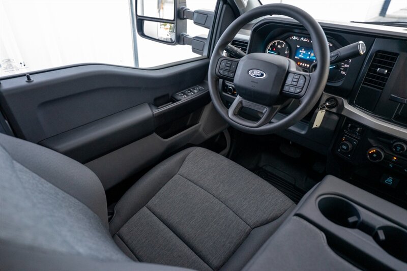 2024 Ford F-250 Super Duty XL - Photo 39 - Sarasota, FL 34243