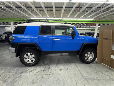 2007 Toyota FJ Cruiser 4dr SUV  LIFTED GREAT SHAPE RUST FREE - Photo 4 - Portland, OR 97267