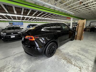 2023 Tesla Model Y FULL SELF DRIVING  ONE OWNER/PENDING SALE - Photo 3 - Portland, OR 97267