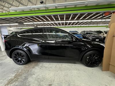 2023 Tesla Model Y FULL SELF DRIVING  ONE OWNER/PENDING SALE - Photo 4 - Portland, OR 97267