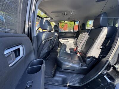 2014 Honda Pilot Touring AWD LOW MILES 80K  ONE OWNER CLEAN TITLE - Photo 9 - Portland, OR 97267