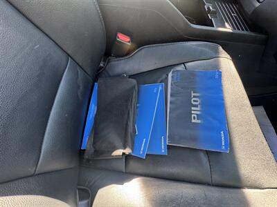 2014 Honda Pilot Touring AWD LOW MILES 80K  ONE OWNER CLEAN TITLE - Photo 17 - Portland, OR 97267