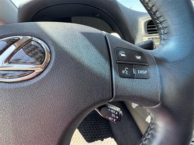 2010 Lexus IS 350C  CLEAN TITLE CONVERTIBLE - Photo 17 - Portland, OR 97267