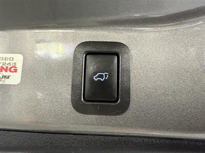 2018 Toyota Highlander XLE LOW MILE ONE OWNER AWD  GREAT SHAPE - Photo 26 - Portland, OR 97267