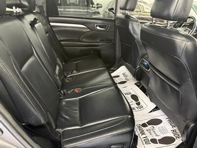 2018 Toyota Highlander XLE LOW MILE ONE OWNER AWD  GREAT SHAPE - Photo 12 - Portland, OR 97267