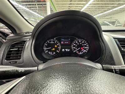 2014 Nissan Altima 2.5  LOW MILEAGE GREAT SHAPE CAS SAVER - Photo 11 - Portland, OR 97267