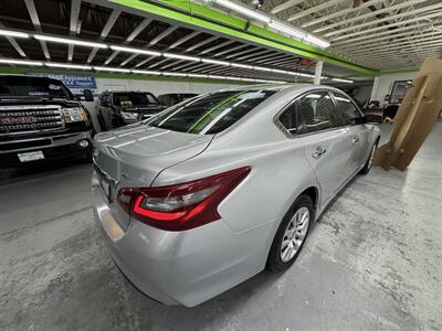 2014 Nissan Altima 2.5  LOW MILEAGE GREAT SHAPE CAS SAVER - Photo 5 - Portland, OR 97267