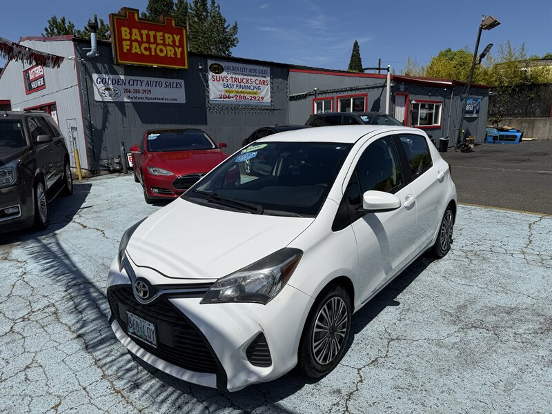 2017 Toyota Yaris L 5-Door Liftback AT's photo