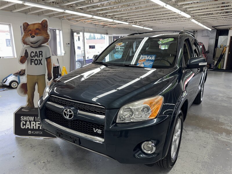 2012 Toyota RAV4 Limited V6 AWD CLEAN TITLE ONE OWNER LOW MILES - Photo 1 - Portland, OR 97267