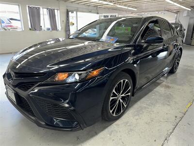 2021 Toyota Camry SE LOW MILE 38K ONE OWNER  