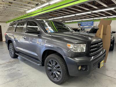 2012 Toyota Sequoia Platinum BLACK FRIDAY !!SALE!!  CLEAN TITLE 3 ROW SEATS - Photo 2 - Portland, OR 97267