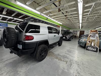 2007 Toyota FJ Cruiser BLACK FRIDAY !!SALE!! 4WD CLEAN TITLE  38 SERVICE RECORDS LIFTED - Photo 4 - Portland, OR 97267