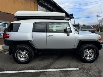 2008 Toyota FJ Cruiser SPORT BLACK FRIDAY !!SALE!!  LIFTED TRD LOTS OF EXTRA Factory Rear Differential Lock. - Photo 9 - Portland, OR 97267