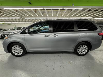 2016 Toyota Sienna LIMITED PREMIUM 7-Passengers  ONE OWNER AWD - Photo 5 - Portland, OR 97267