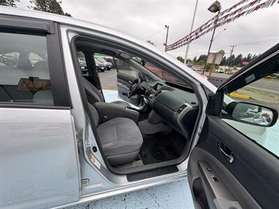 2006 Toyota Prius BACKUP CAMERA, 42 SERVICE RECORDS  CLEAN TITLE, GREAT SHAPE - Photo 4 - Portland, OR 97267