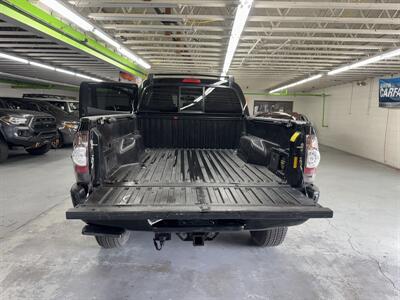 2013 Toyota Tacoma V6 2 Owners 62K LOW MILEAGE LONG BED  LIFTED 4WD GREAT CLEAN TITLE - Photo 8 - Portland, OR 97267