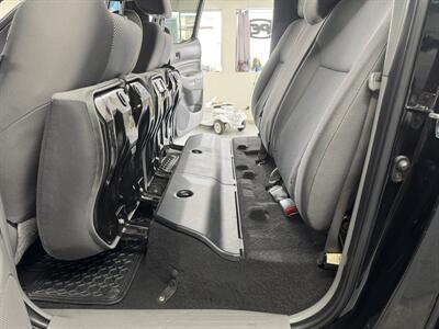 2013 Toyota Tacoma V6 2 Owners 62K LOW MILEAGE LONG BED  LIFTED 4WD GREAT CLEAN TITLE - Photo 23 - Portland, OR 97267