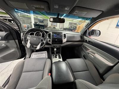 2013 Toyota Tacoma V6 2 Owners 62K LOW MILEAGE LONG BED  LIFTED 4WD GREAT CLEAN TITLE - Photo 9 - Portland, OR 97267