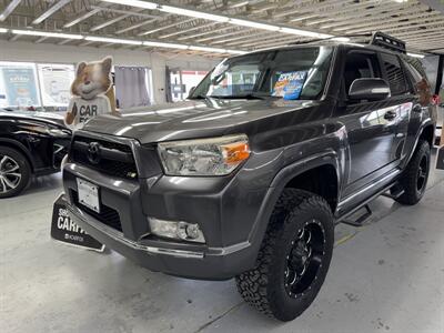2013 Toyota 4Runner SR5 PREMIUM LIFTED 4WD  ONE OWNER CARFAX LOTS IF SERVICE RECORDS SUV
