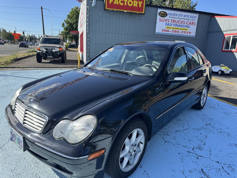2004 Mercedes-Benz C 240 4MATIC  77k miles! AWD! Low mileage! Fully loaded!