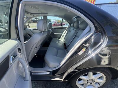 2004 Mercedes-Benz C 240 4MATIC   - Photo 11 - Portland, OR 97267