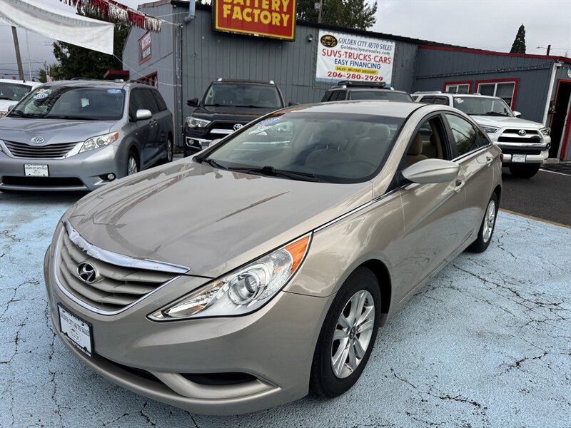 2012 Hyundai SONATA GLS  GREAT CAR AND GREAT SERVICE RECORDS