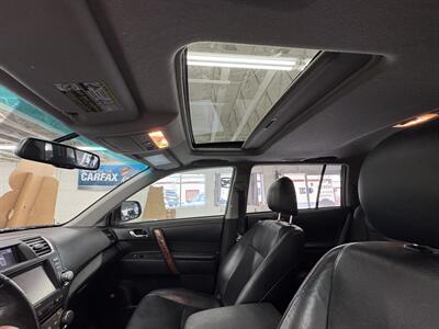 2012 Toyota Highlander Limited AWD 2 OWNERS  GREAT SHAPE 7PASSAGER - Photo 14 - Portland, OR 97267