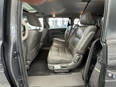 2013 Honda Odyssey EX-L w/Navi 8 PASSENGERS  ONE OWNER LOW MILEAGE - Photo 9 - Portland, OR 97267