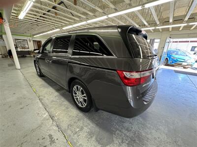 2013 Honda Odyssey EX-L w/Navi 8 PASSENGERS  ONE OWNER LOW MILEAGE - Photo 2 - Portland, OR 97267