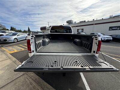 2002 Ford F-350 Super Duty 4dr Crew Cab XLT  LONG BED LEFTED LOW MILEAGE - Photo 7 - Portland, OR 97267