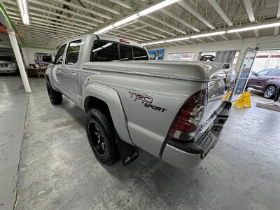 2010 Toyota Tacoma V6  BLACK FRIDAY !!SALE!! TRD SPORT  4WD LIFTED GREAT SHAPE - Photo 3 - Portland, OR 97267