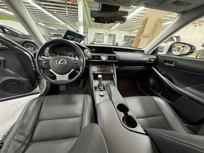 2017 Lexus IS 300 AWD CLEAN TITLE  LOW MILEAGE 53K - Photo 13 - Portland, OR 97267