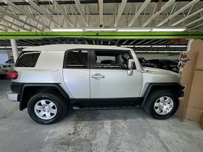2007 Toyota FJ Cruiser TRD LOW MILEAGE 93K RUST FREE  GREAT SHAPE 4WD RR DEFF LOCK - Photo 5 - Portland, OR 97267