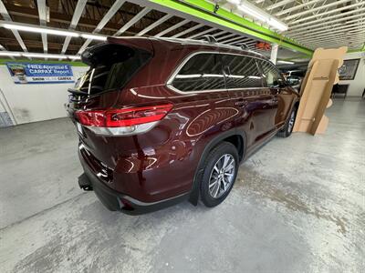 2018 Toyota Highlander XLE ONE OWNER LOW MILE 39K  7 PASSENGER AWD - Photo 5 - Portland, OR 97267