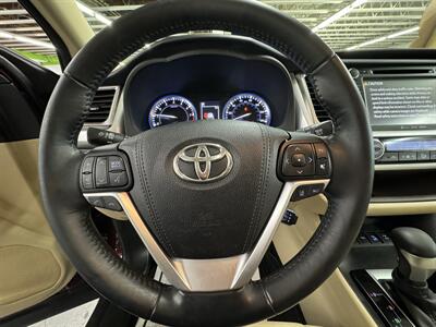 2018 Toyota Highlander XLE ONE OWNER LOW MILE 39K  7 PASSENGER AWD - Photo 15 - Portland, OR 97267